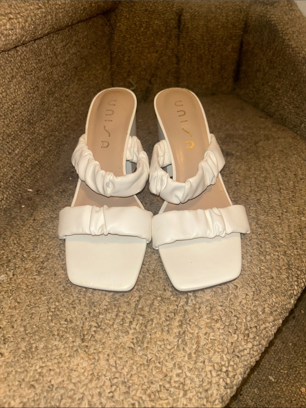Unisa White Ruched Double-Strap Slide Mules